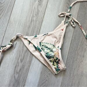 Montce Bikini Bottoms NWOT floral tropical leaf cheeky ruched womens Pink small